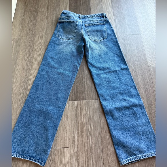 Low-rise, wide leg jeans - Picture 10 of 10